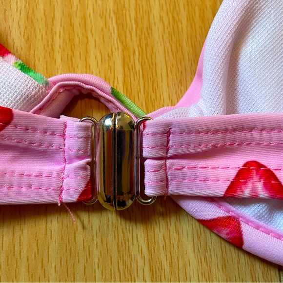 Shein Strawberry Bikini Top Size S - Picture 5 of 6